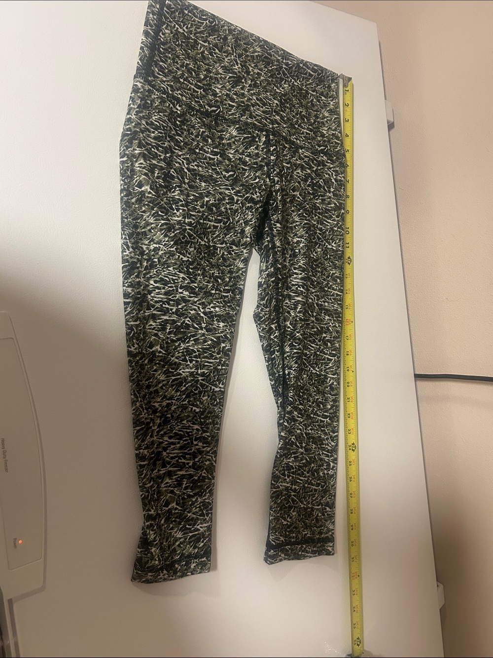 lululemon athletica Olive Green Black Speckled Capris